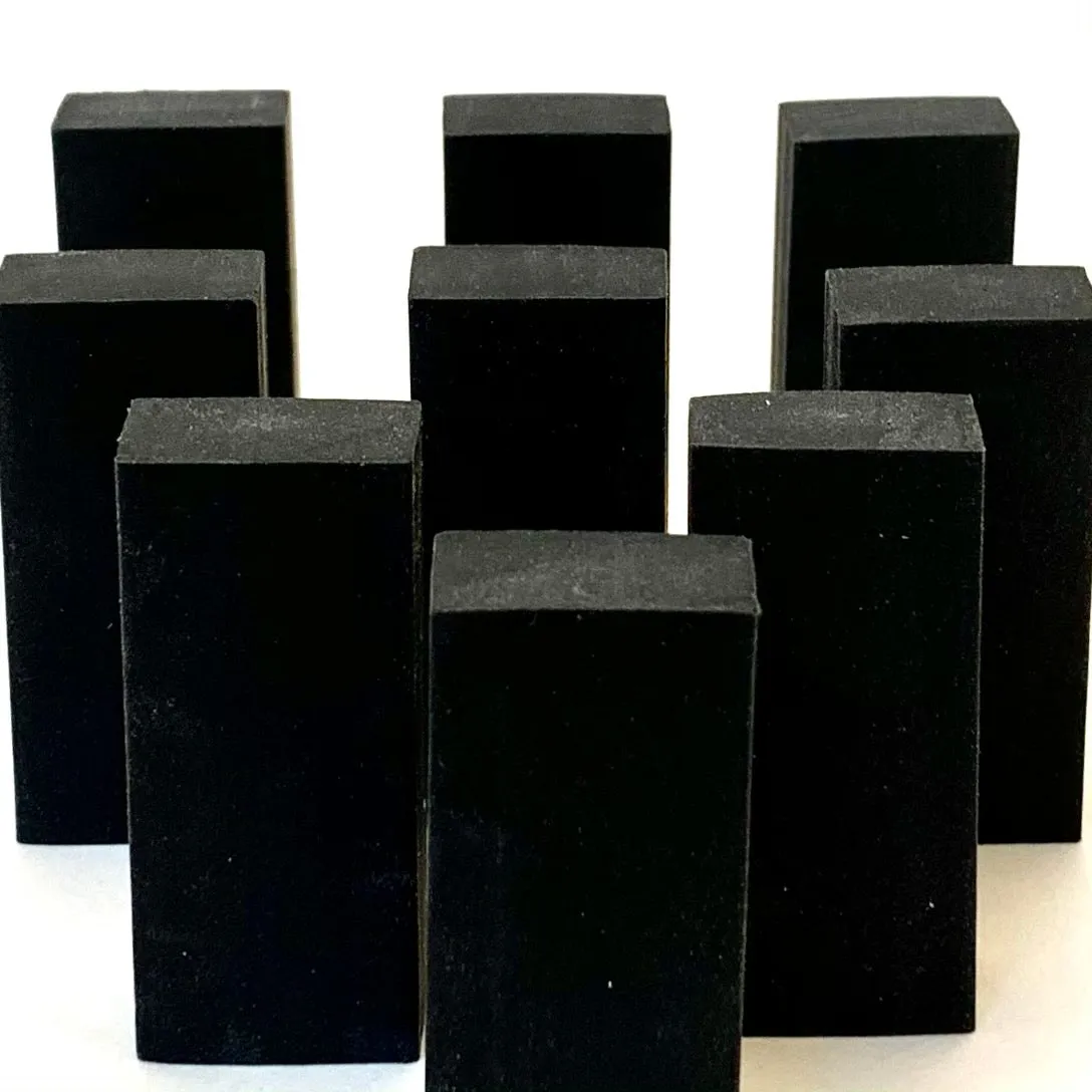 886050 3 BLACK ERASERS A BAG-10