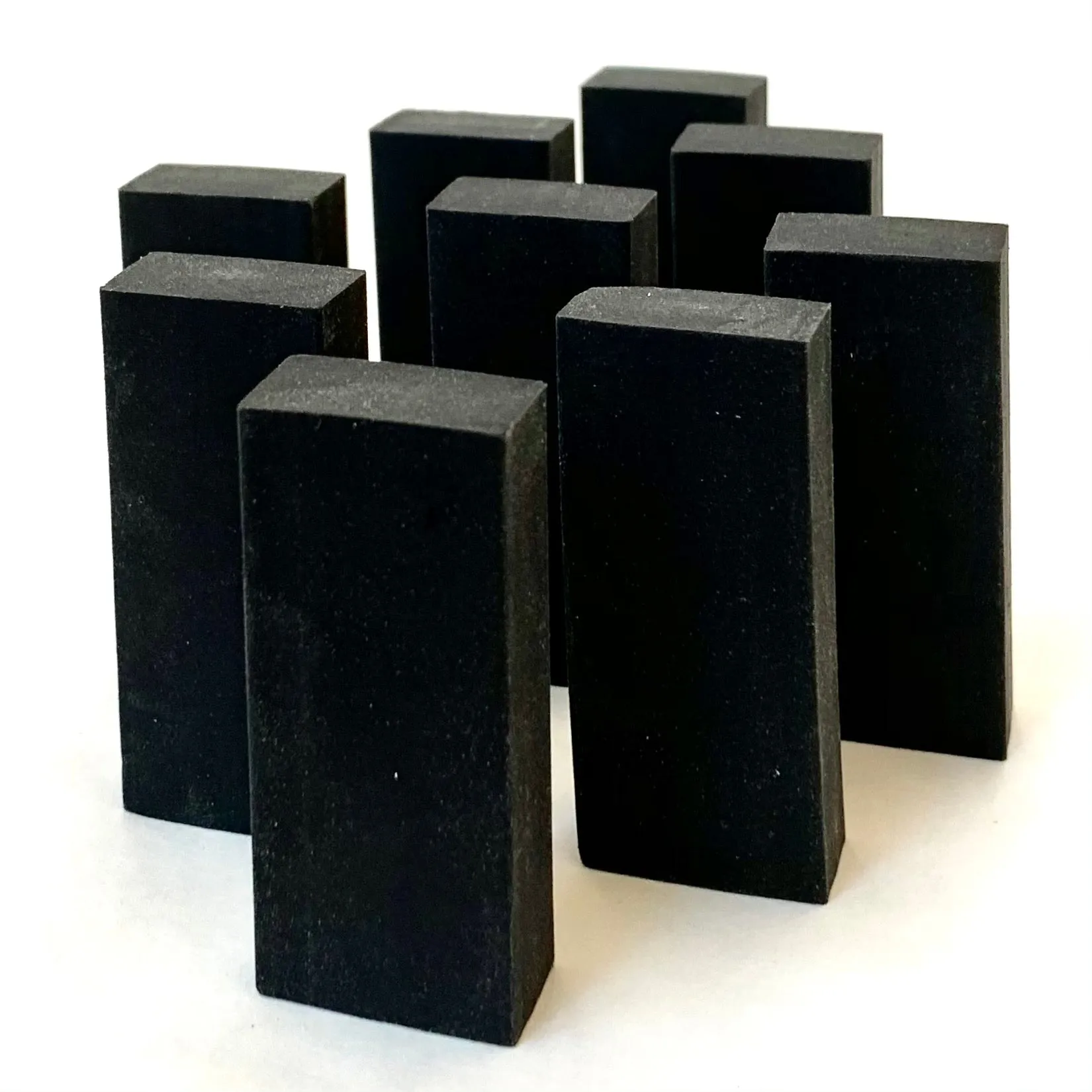 886050 3 BLACK ERASERS A BAG-10