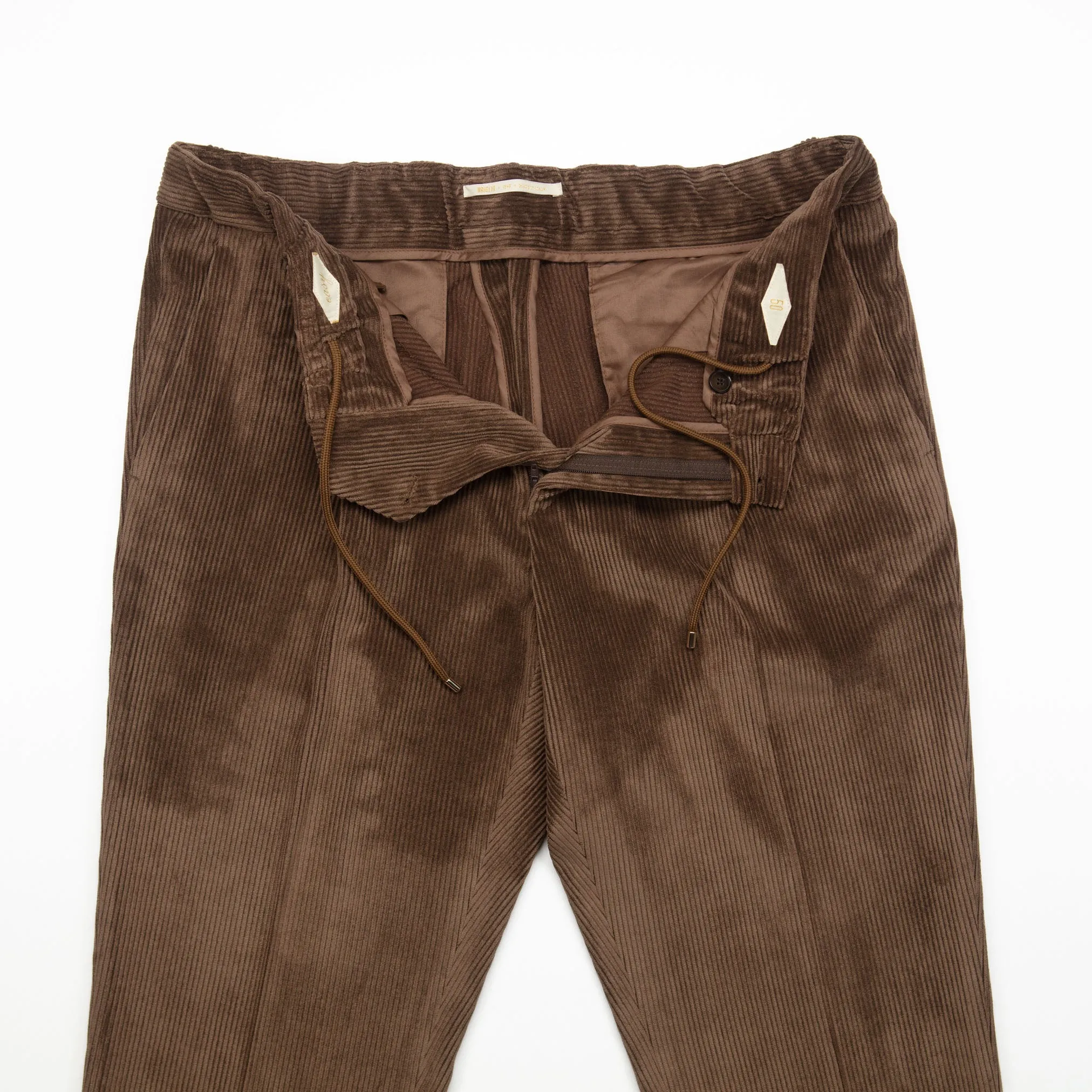 Isolas Pants in Hazelnut Cord