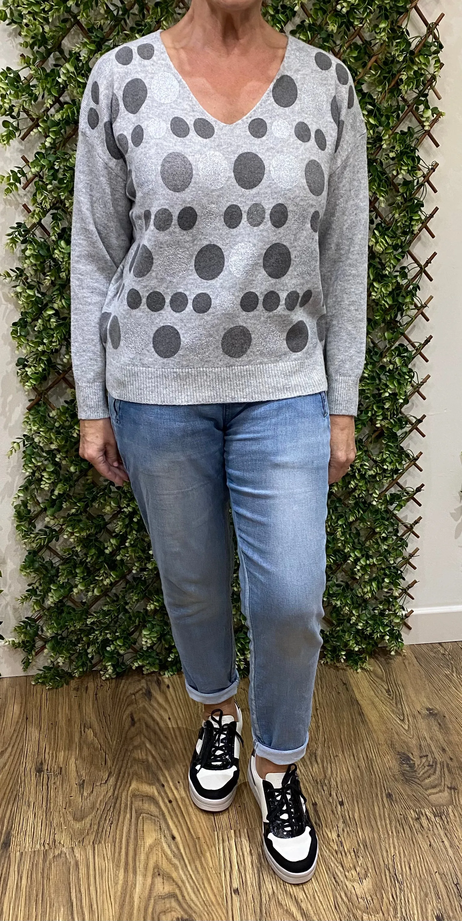 V-Neck Spotty Jumper (3 Colours)